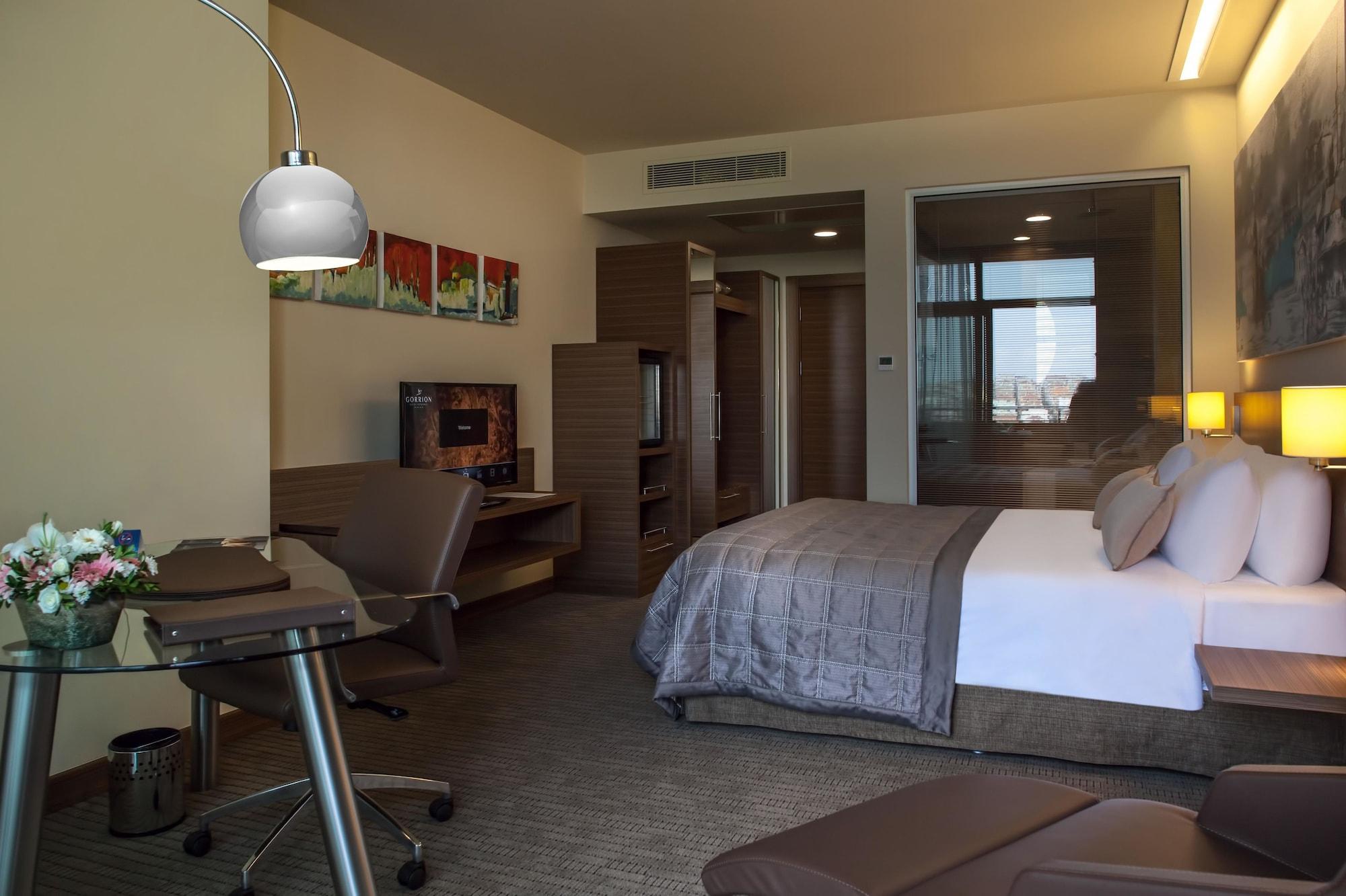 Hotel Gorrion 5*