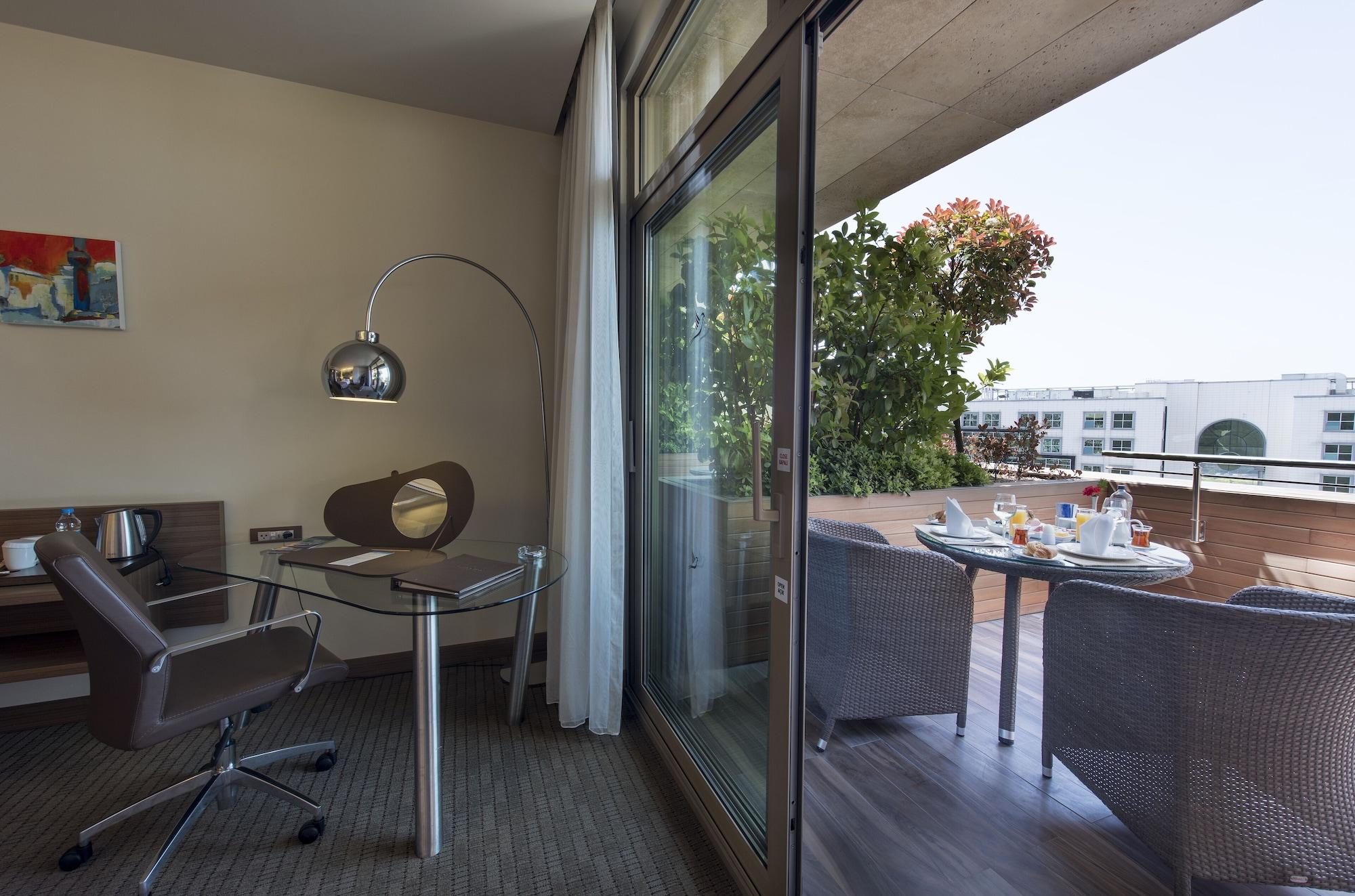 Hotel Gorrion 5*